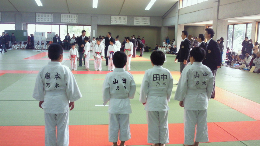 2012031110100000.jpg