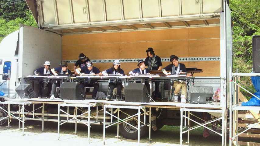 2012042910030001.jpg