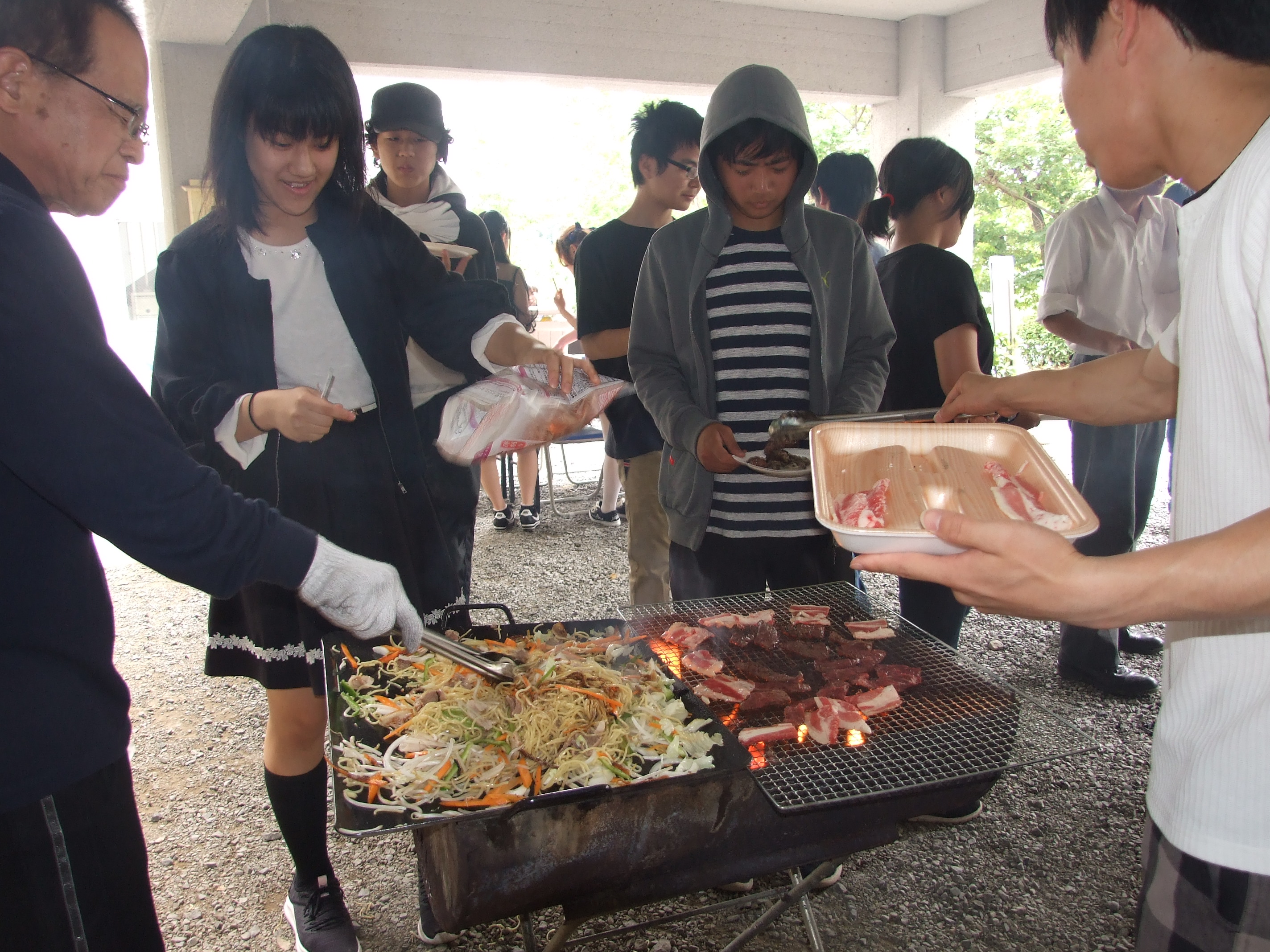 立修館 第１３回バーベキュー大会開催 学校法人 下関学院 ブログ